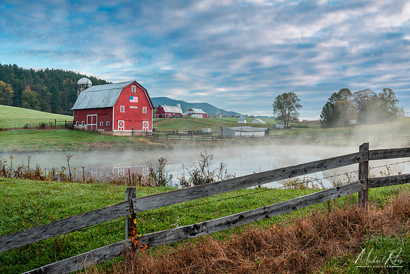Edray Barn Fall Morning (2025)
