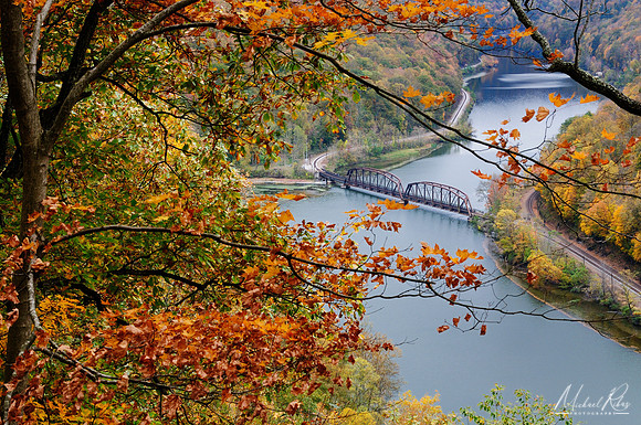Hawk's Nest in Fall