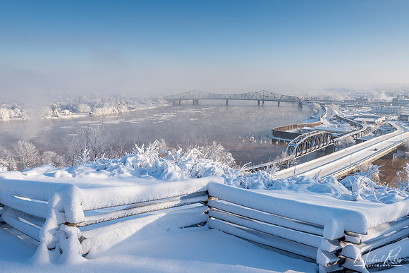 Ohio River at Parkersburg in Winter (2015)