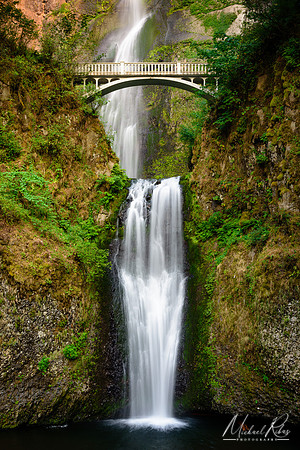 Mulnomah Falls (2017)
