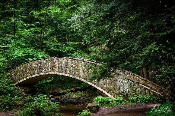 Old Man's Cave Walking Bridge (2018)