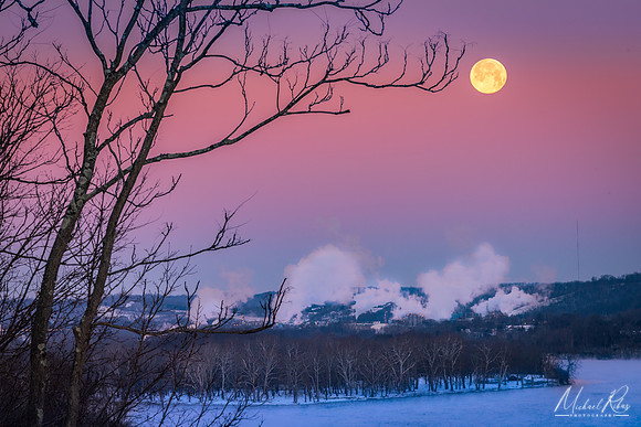 Full moon setting over Blennerhasset Island