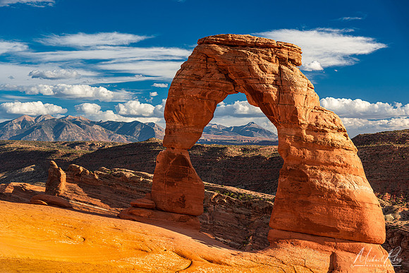 Delicate Arch 92023)