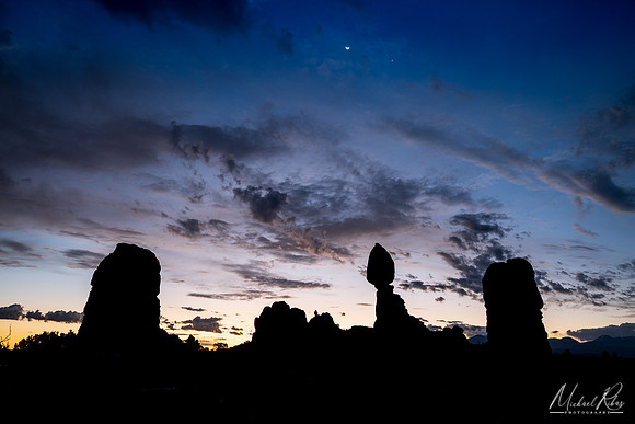 Balanced Rock at Dawn (2023)