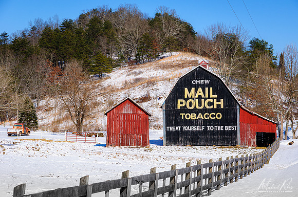 Sandyville Barn in Winter (2011)